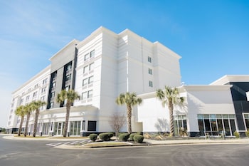 Delta Hotels By Marriott Columbia Northeast,Dentsville>>Columbia,3 star