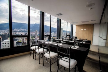 hampton by hilton quito la carolina park
