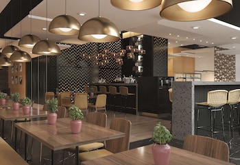hampton by hilton quito la carolina park