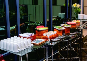 the 101 jakarta airport cbc the 1o1 jakarta airport cbc