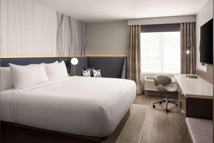 hotel lela wilmington tapestry collection by hilton