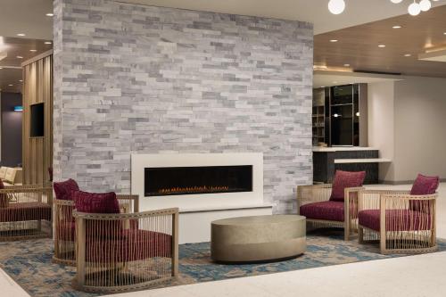 hotel lela wilmington tapestry collection by hilton