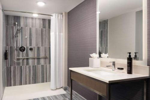 hotel lela wilmington tapestry collection by hilton
