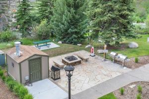 bluegreen streamside at vail