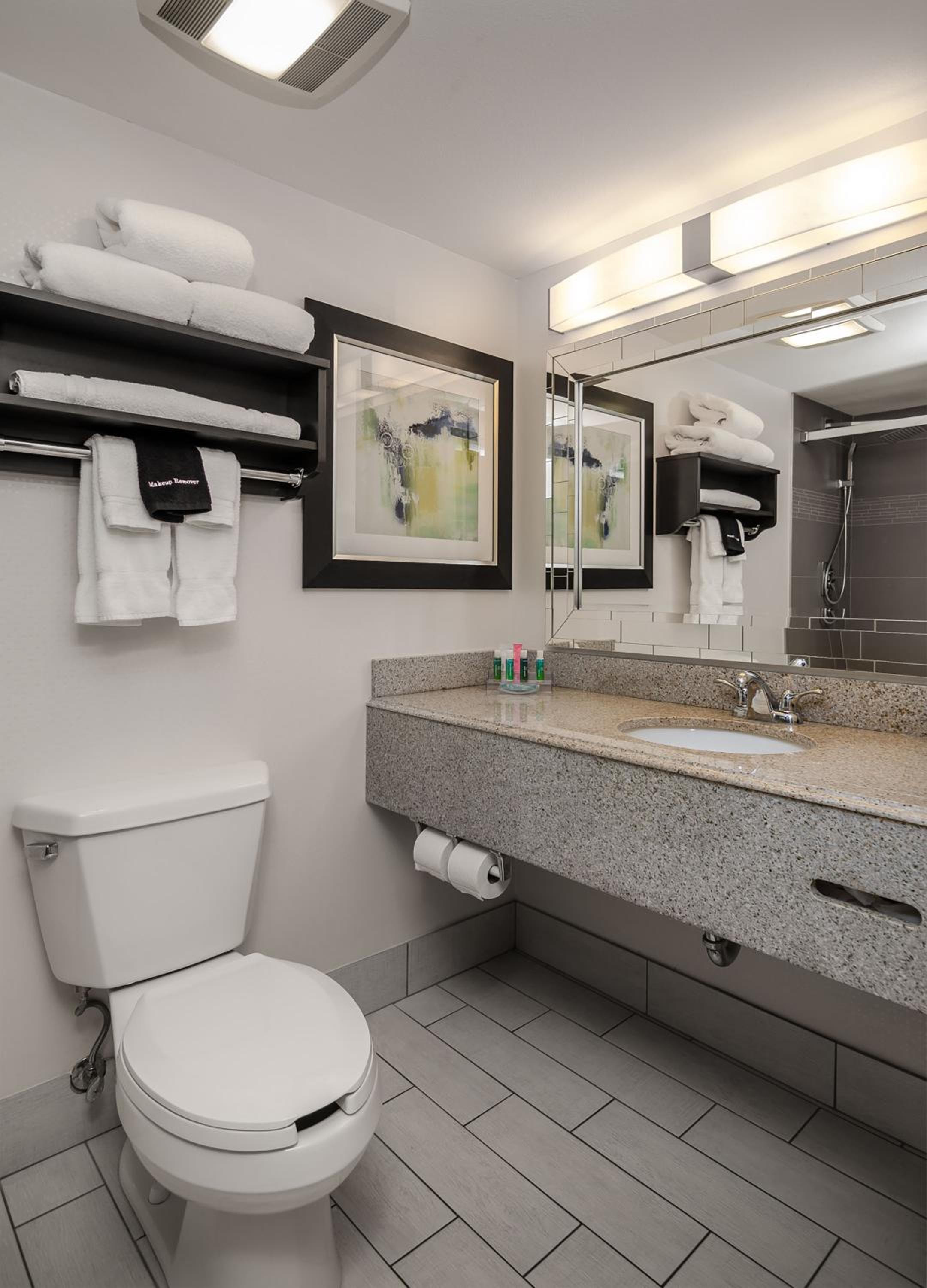 holiday inn and suites syracuse airport liverpool by ihg