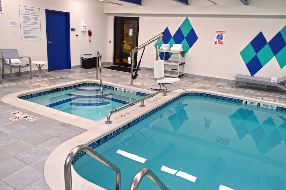 holiday inn and suites syracuse airport liverpool by ihg