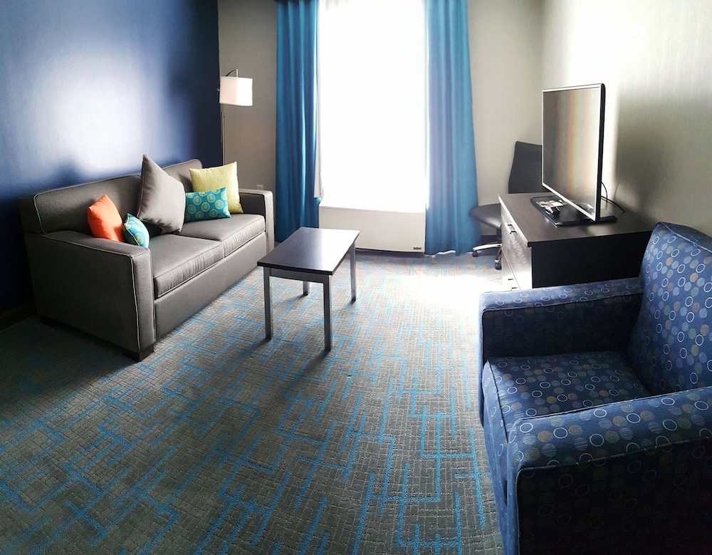 holiday inn and suites syracuse airport liverpool by ihg
