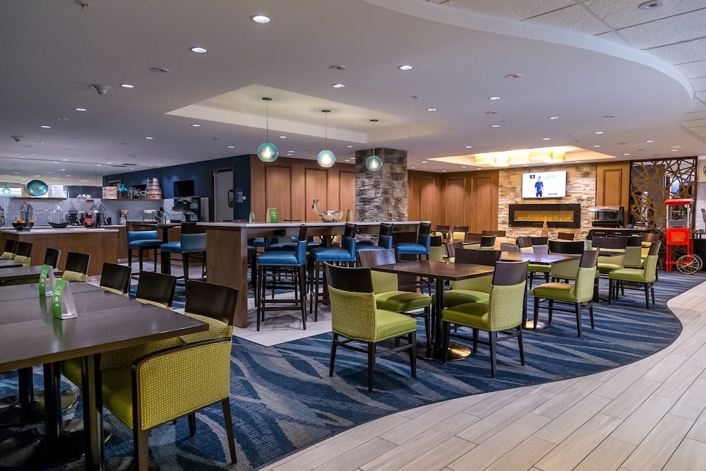 holiday inn and suites syracuse airport liverpool by ihg