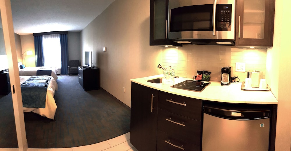 holiday inn and suites syracuse airport liverpool by ihg