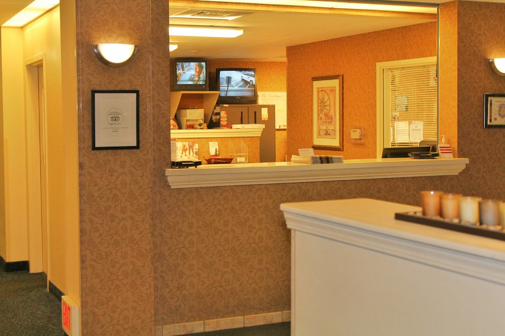 candlewood suites syracuse airport by ihg