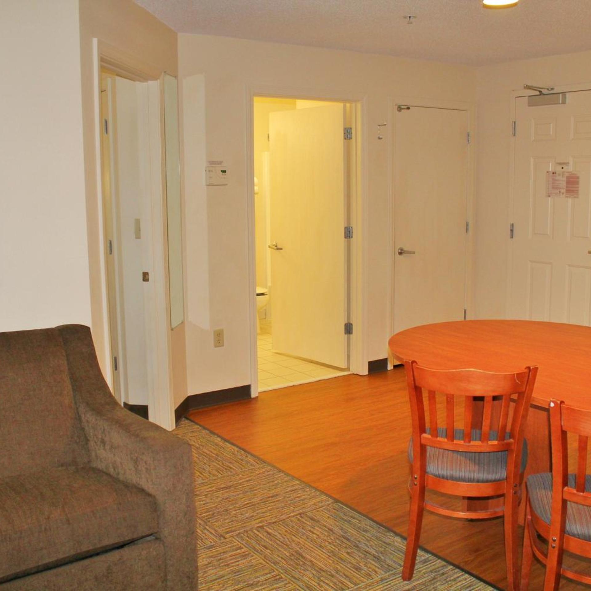 candlewood suites syracuse airport by ihg