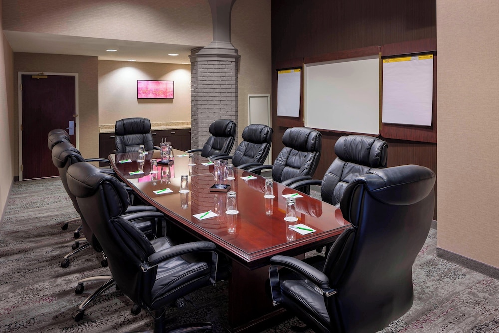 courtyard by marriott omaha downtown