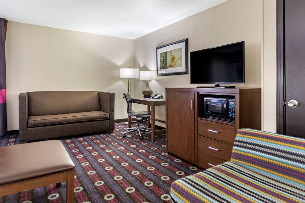 comfort inn midtown