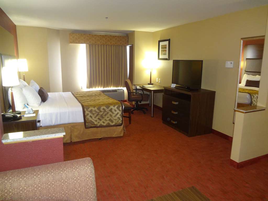 best western plus woodland hills hotel and suites