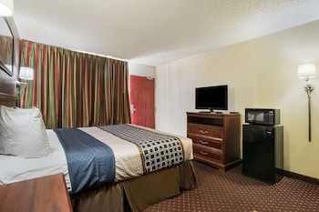 americas best value inn tulsa at i 44