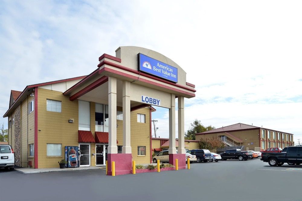 americas best value inn tulsa at i 44