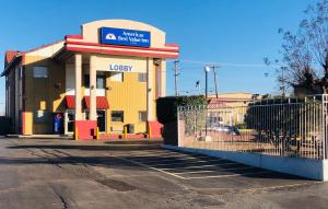 americas best value inn tulsa at i 44