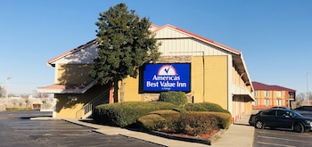 americas best value inn tulsa at i 44