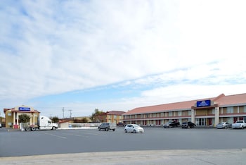 americas best value inn tulsa at i 44