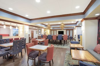 Hampton Inn Boston/Marlborough,Leominster>>Boston,3 star