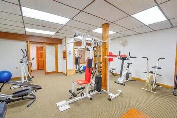 Mountain View Resort,263 Main Street,2 star