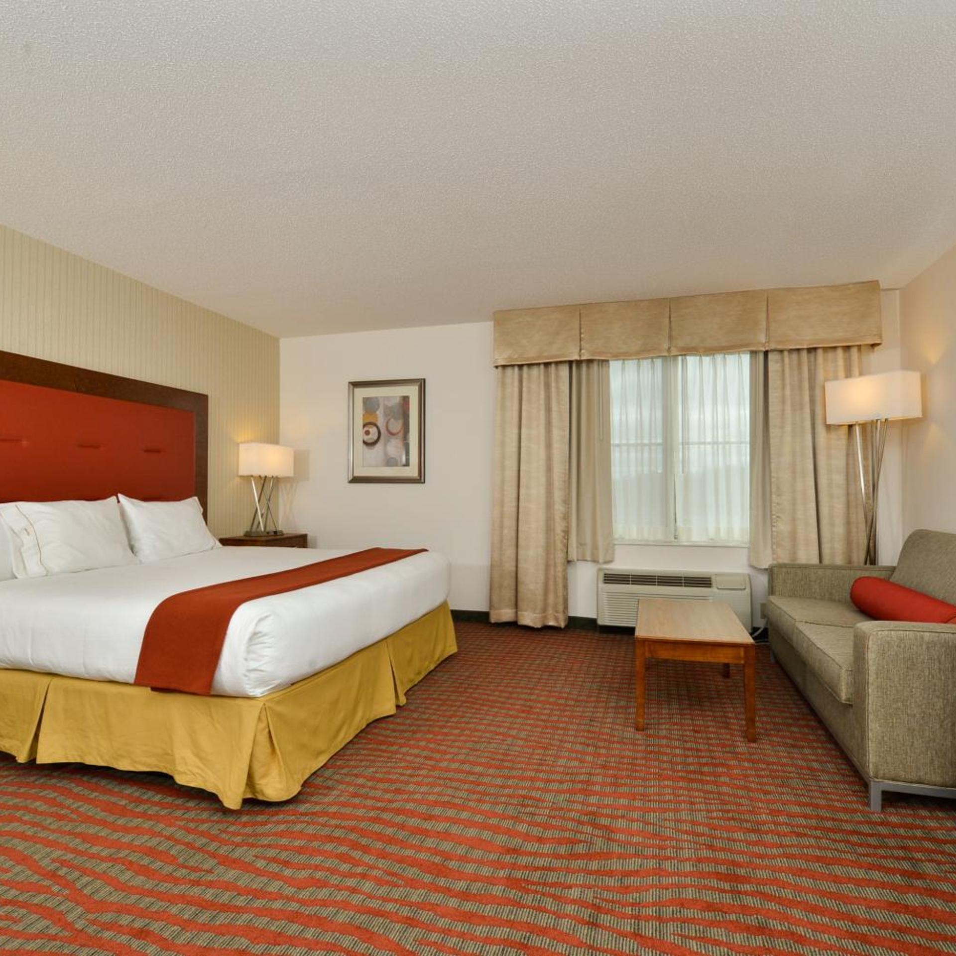 holiday inn express boston milford by ihg