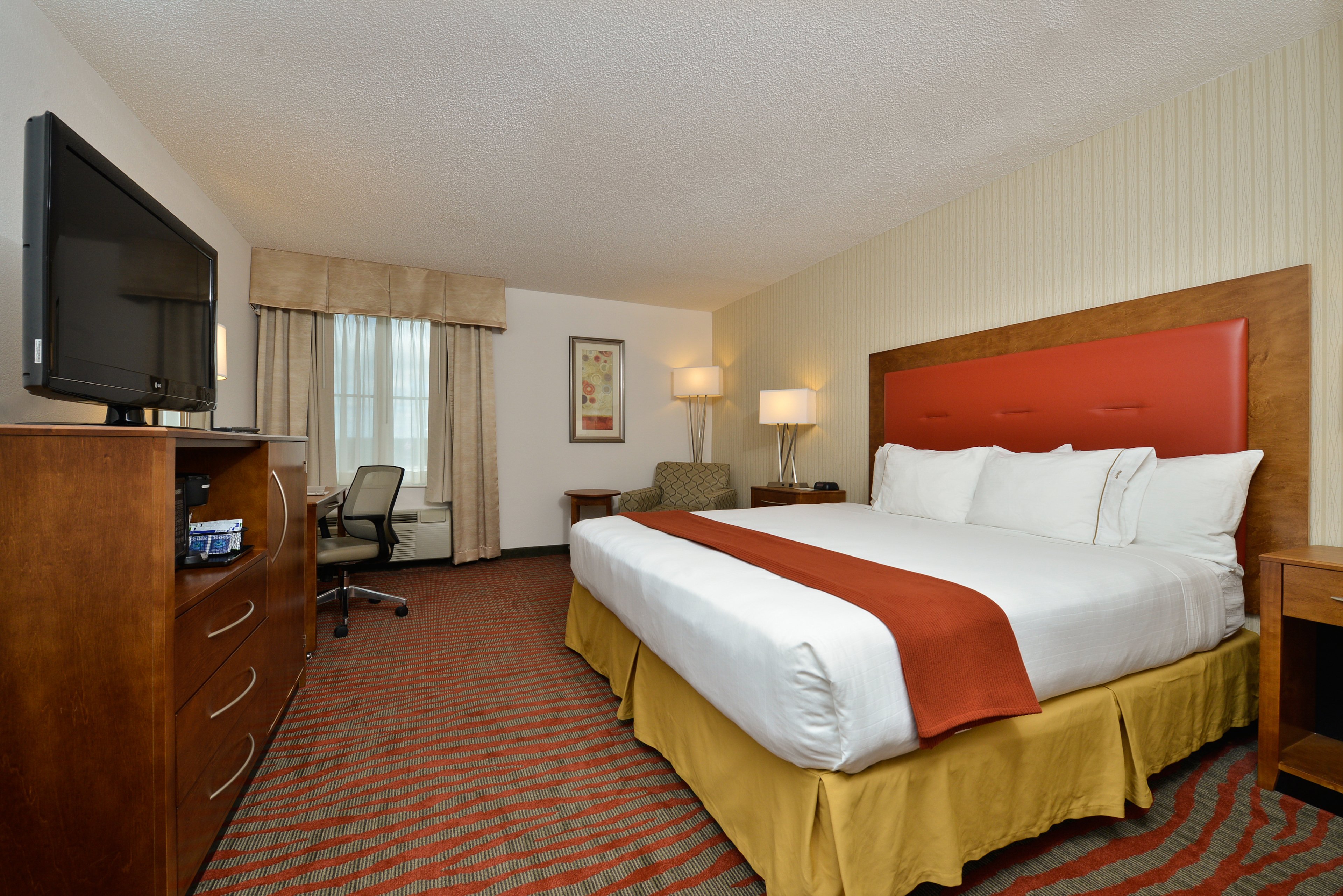 holiday inn express boston milford by ihg