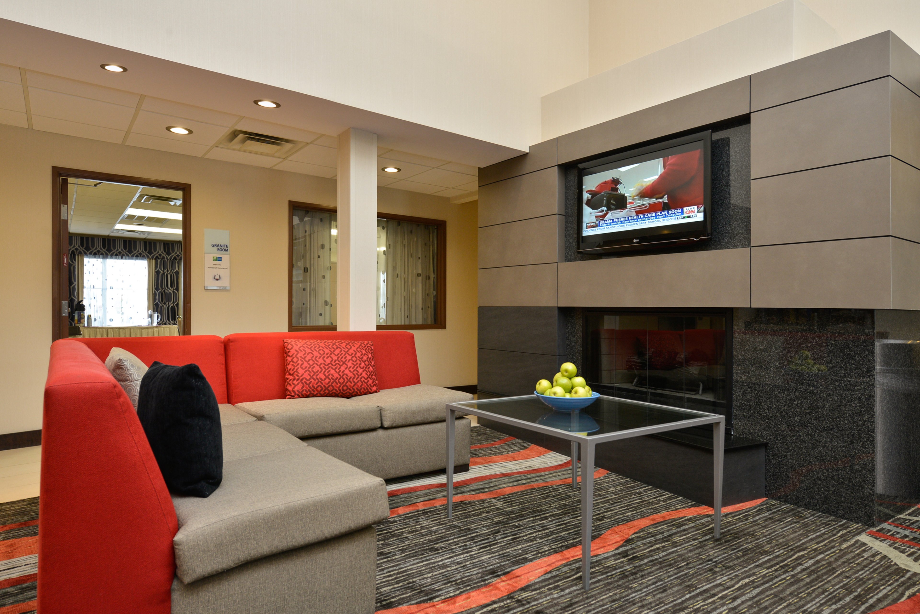 holiday inn express boston milford by ihg