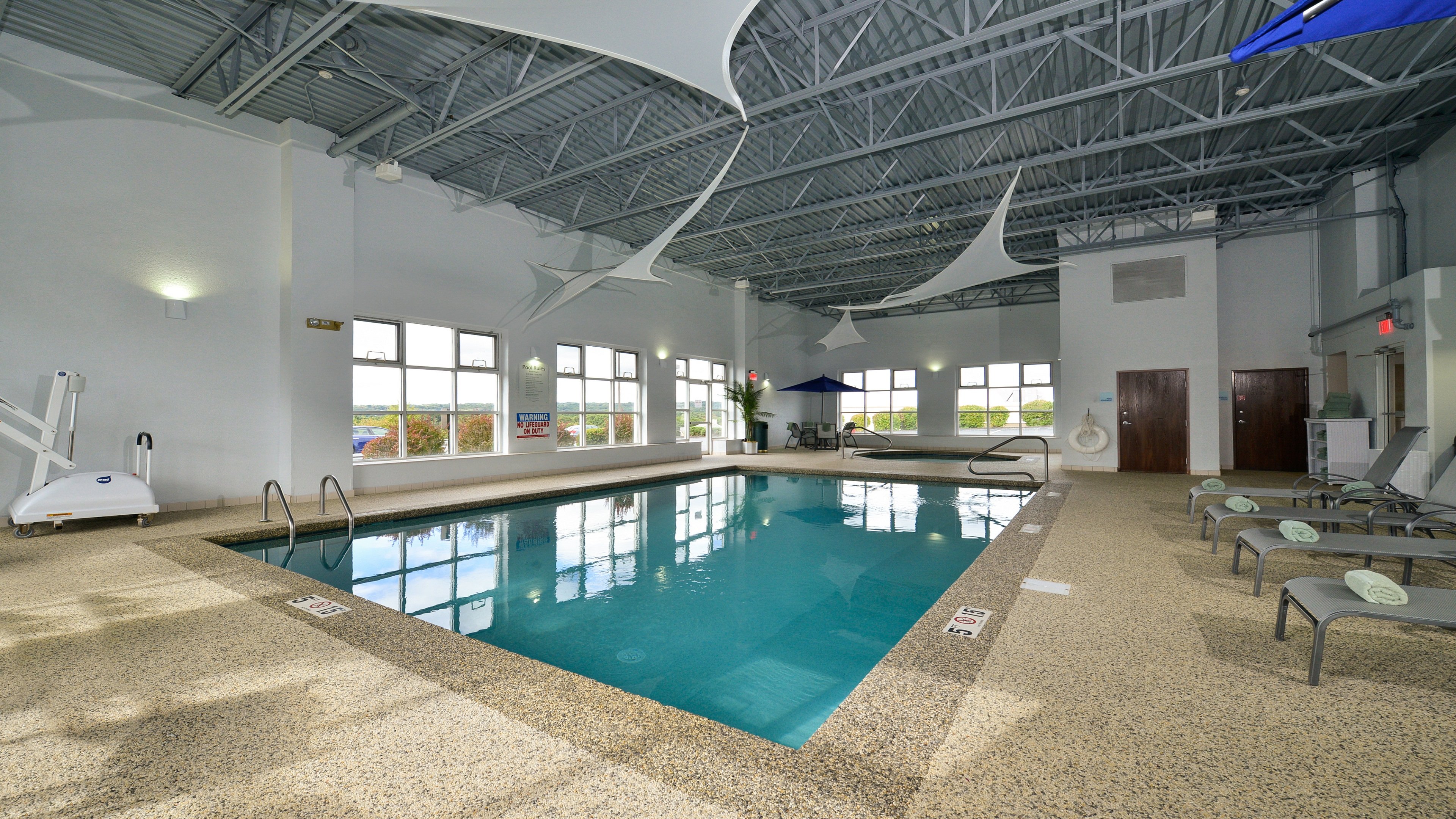 holiday inn express boston milford by ihg