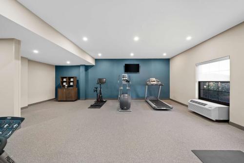 hampton inn franklin milford