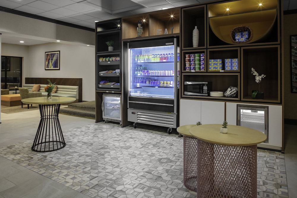 holiday inn hotel and suites boston peabody by ihg