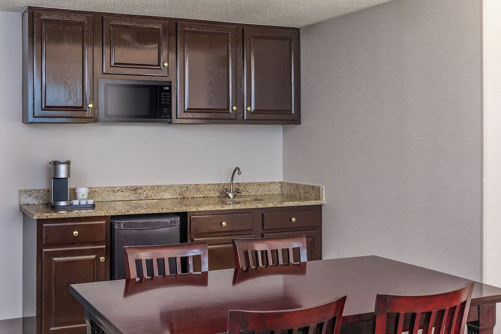 holiday inn hotel and suites boston peabody by ihg