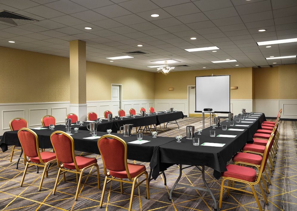 holiday inn hotel and suites boston peabody by ihg