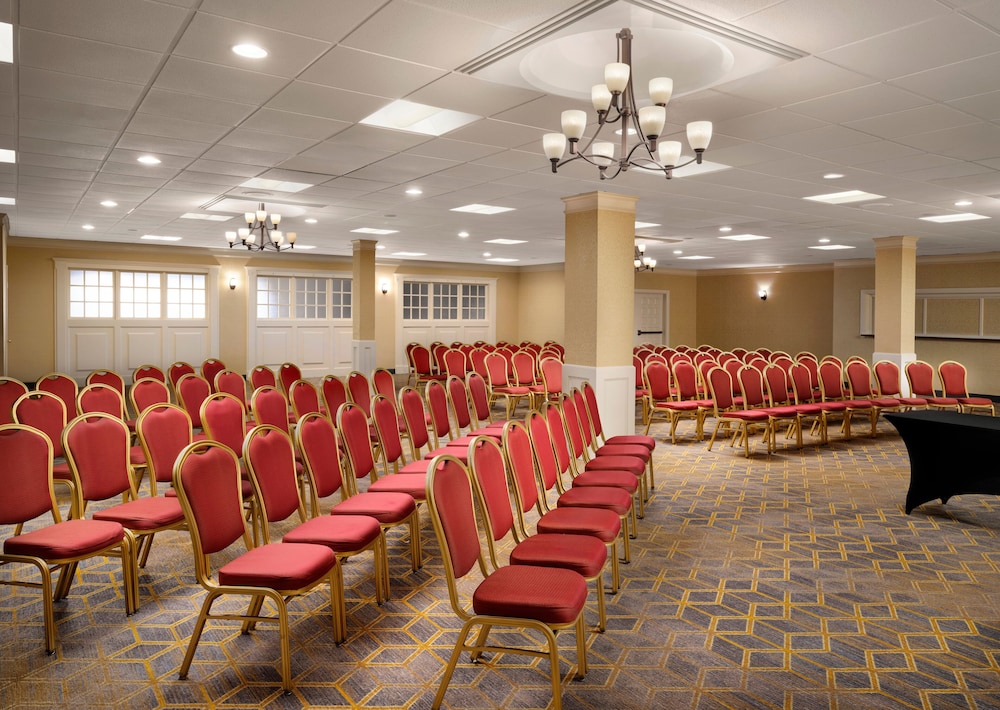 holiday inn hotel and suites boston peabody by ihg
