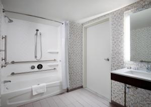 holiday inn hotel and suites boston peabody by ihg