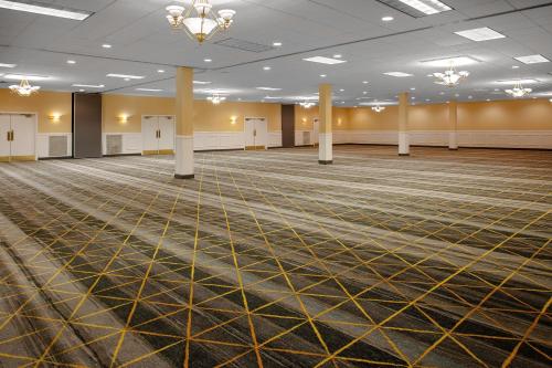 holiday inn hotel and suites boston peabody by ihg