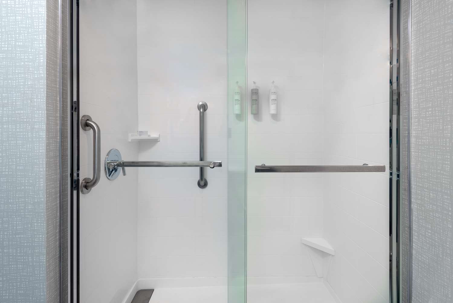 hampton inn boston bedford burlington