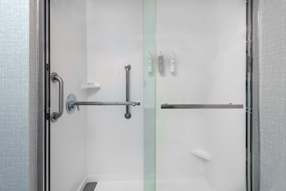 hampton inn boston bedford burlington