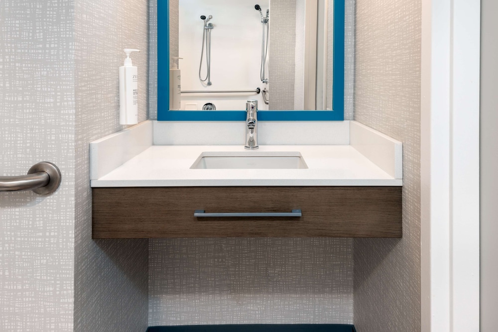hampton inn boston bedford burlington
