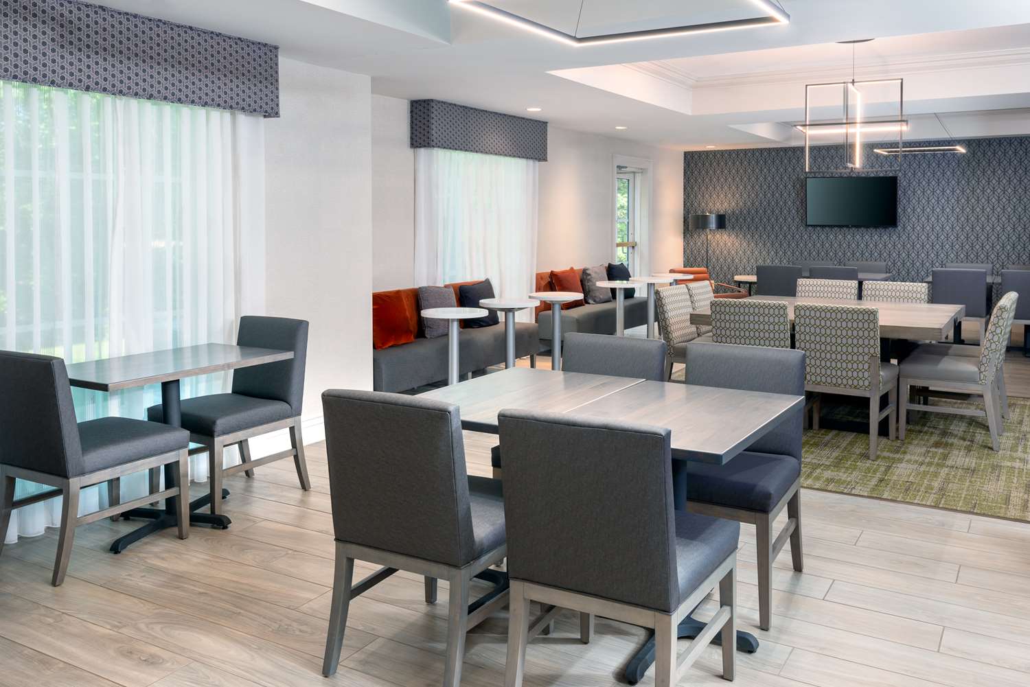 hampton inn boston bedford burlington