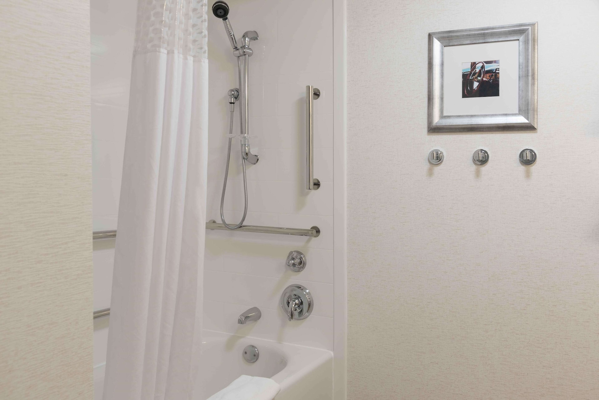 hampton inn grand rapids north