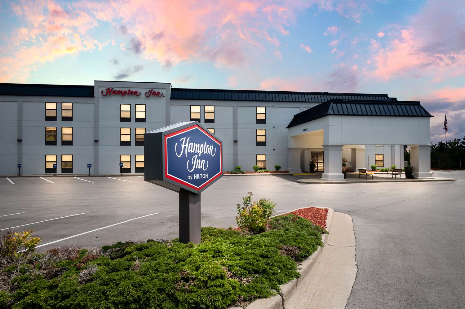 hampton inn grand rapids north