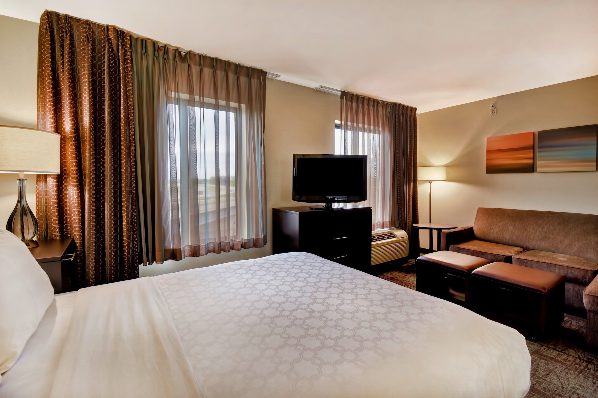 staybridge suites middleton madison west by ihg