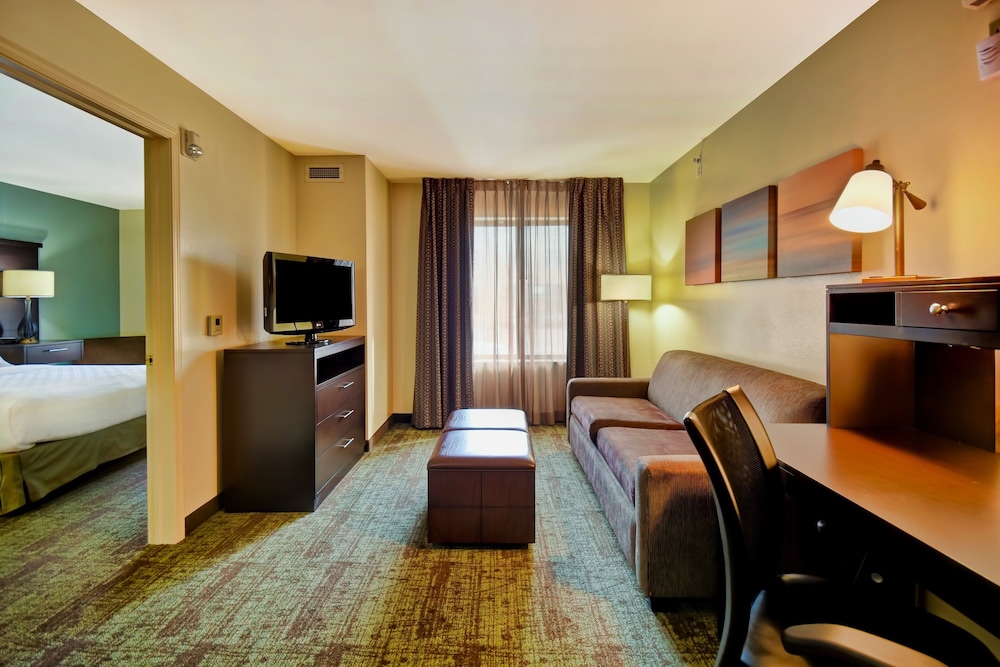 staybridge suites middleton madison west by ihg