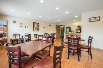 quality inn and suites sun prairie madison east