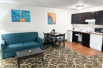 mainstay suites madison airport