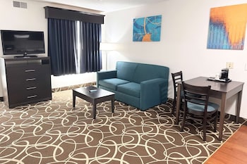 mainstay suites madison airport