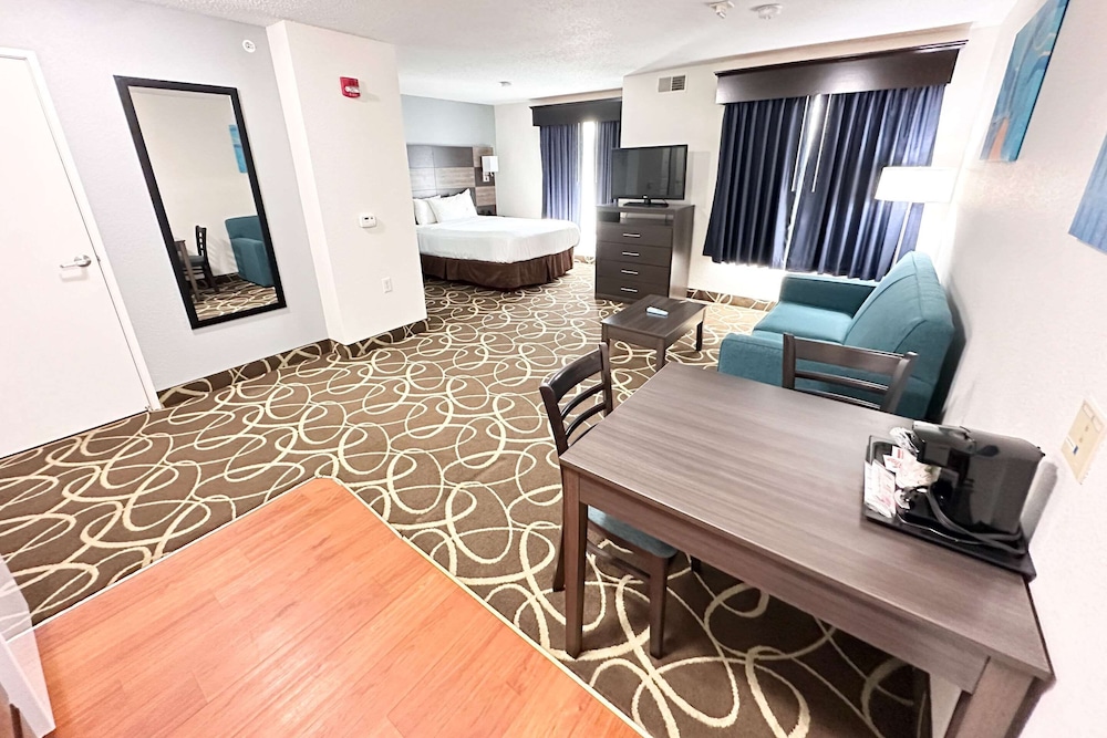 mainstay suites madison airport