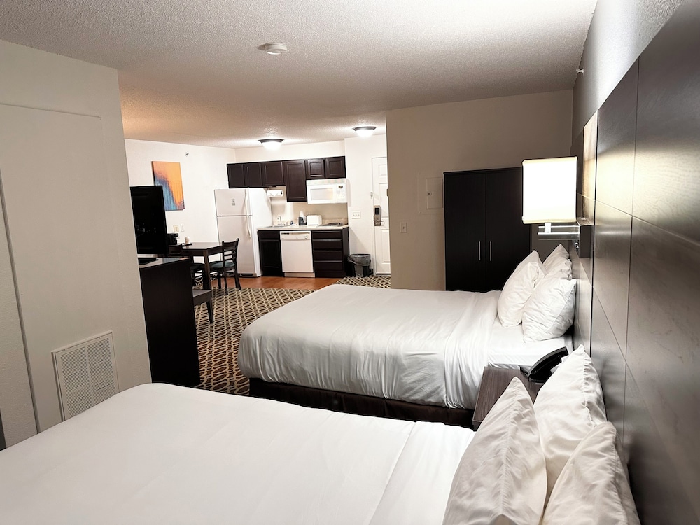 mainstay suites madison airport