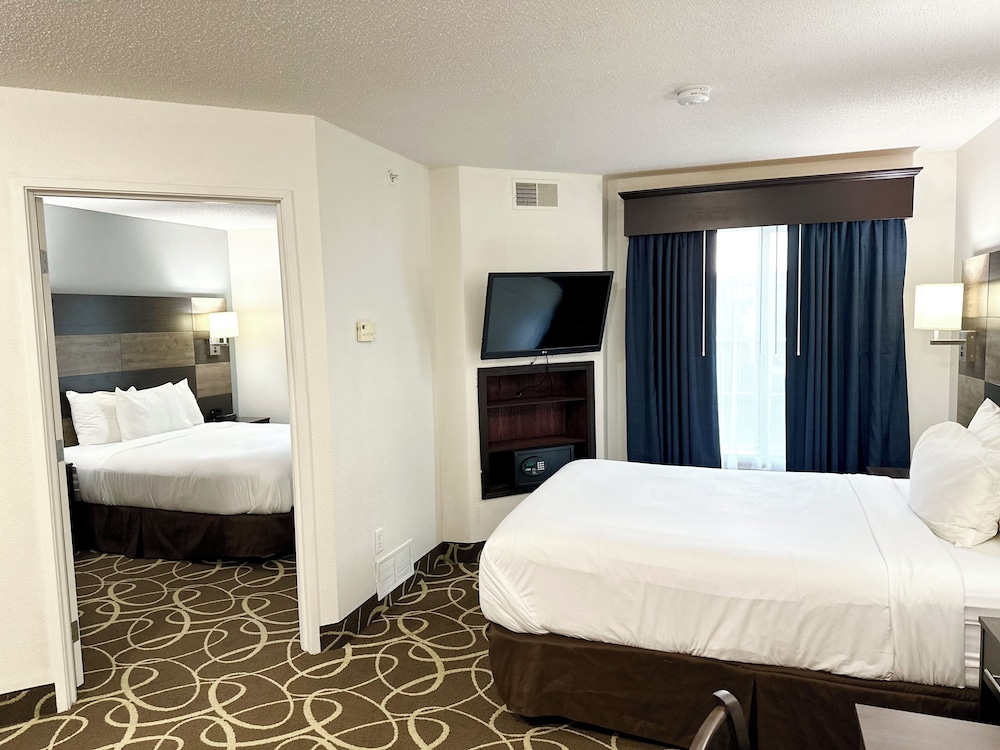 mainstay suites madison airport